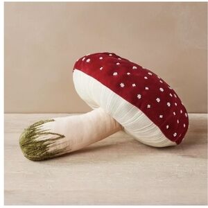 Decorative mushroom pillow